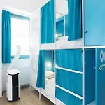 Hostal Wow *