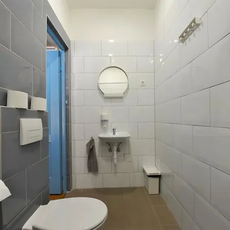 بيت شباب Wow بودابست