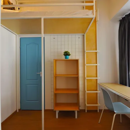 Wow Hostel