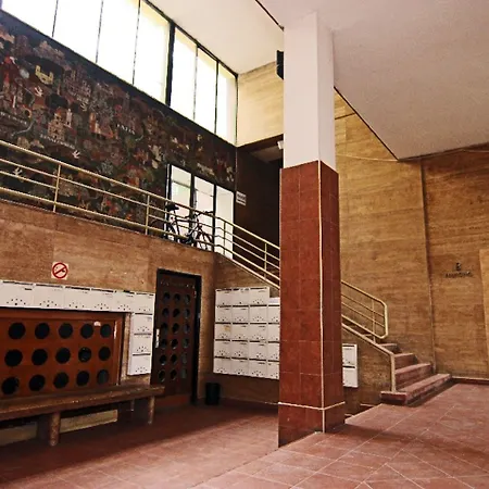 Wow Hostel *