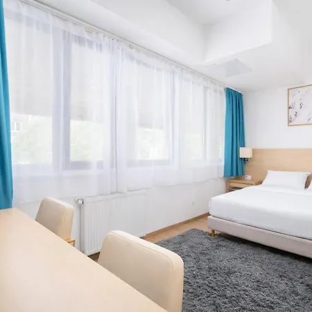 Wow City Hostel * Budapest