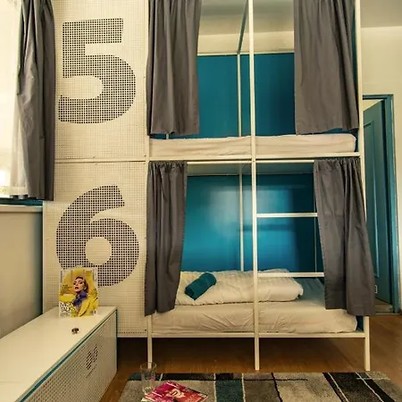 Hostel Wow City Hostel