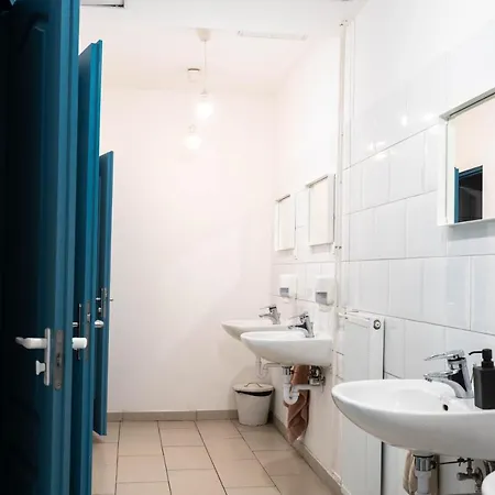 Wow City Hostel