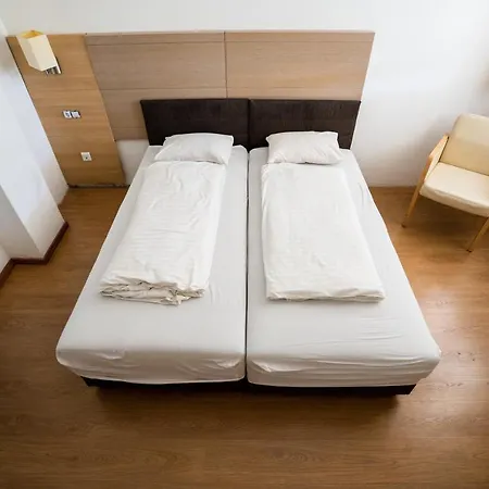 Wow City Hostel Hostel