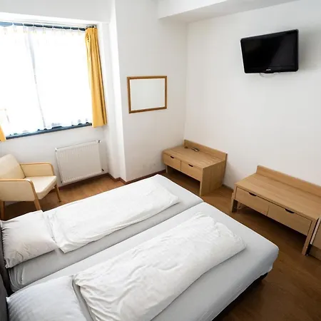 Wow City Hostel