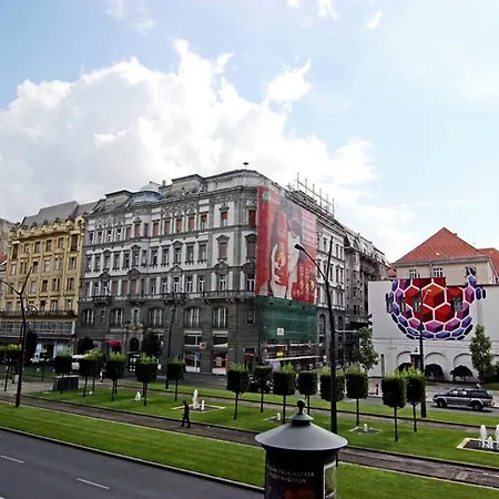 Wow City Hostel * Budapest