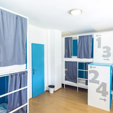 Hostel Wow City Hostel *