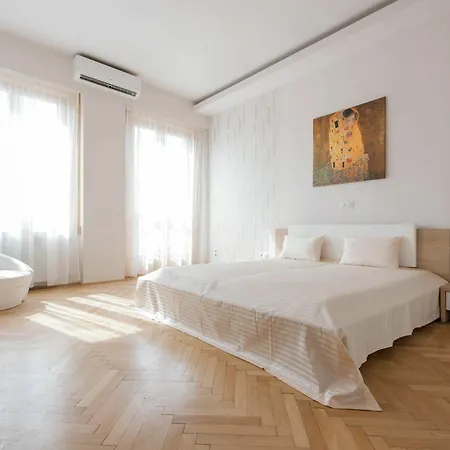 Wow City Hostel * Budapest